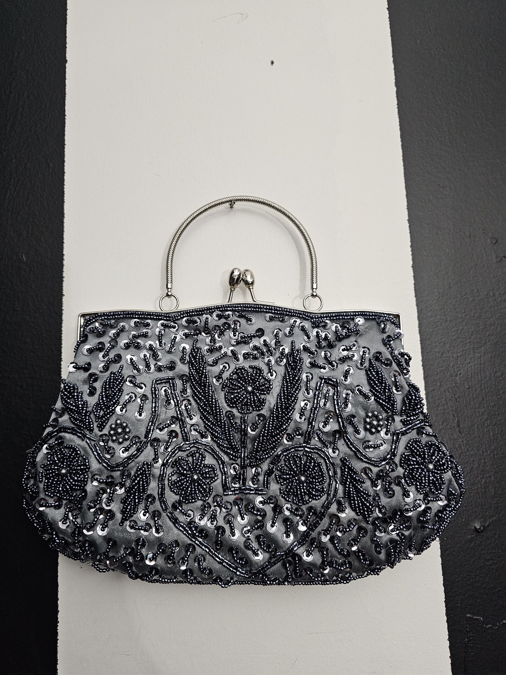 Vintage Silver and Black Beaded Frame Clutch